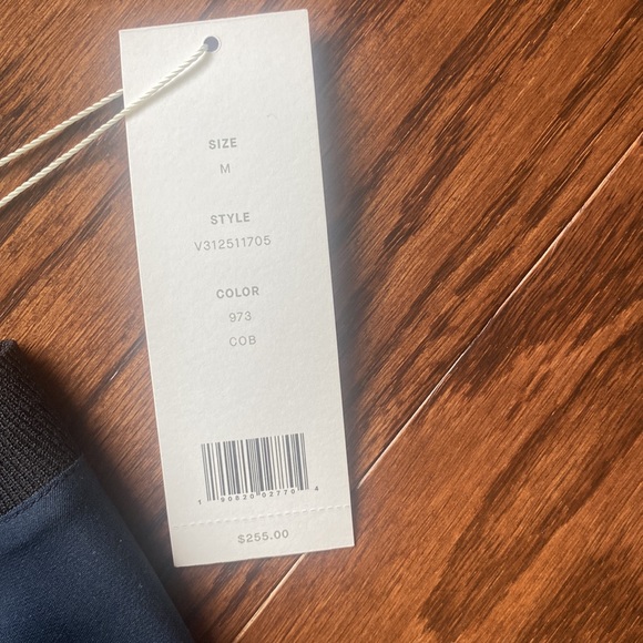 Vince 100% silk blouse! - Picture 4 of 8